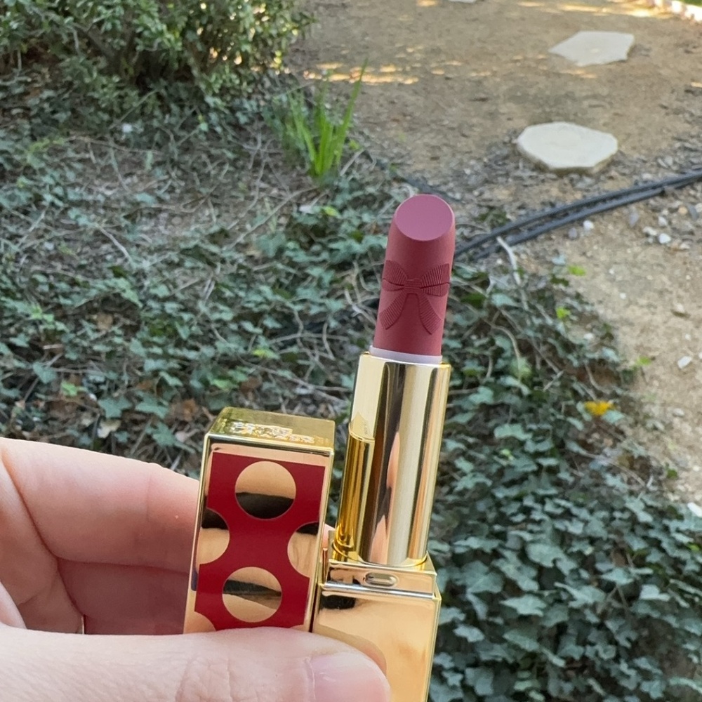 HOLIDAY Estee Lauder Lipstick Limited Edition VELVET RIBBON Creme Full-Size NWOB
